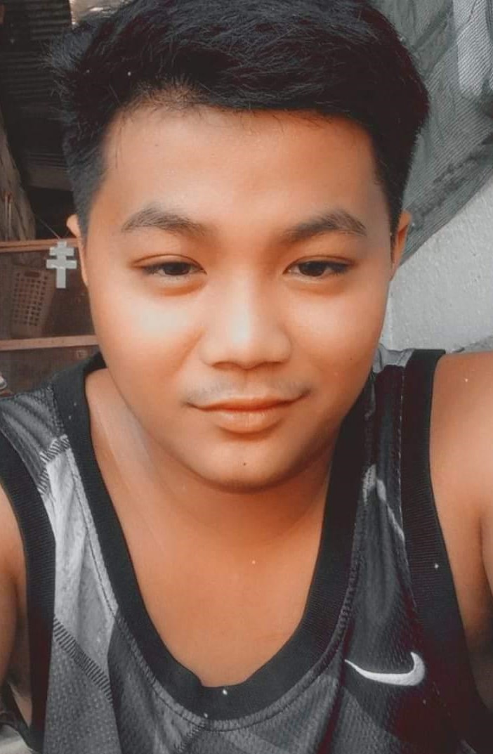 Soy Edison Meaney o tukycz, tengo 19 años, soy de ﻿Aragon, ciudad Zaragoza