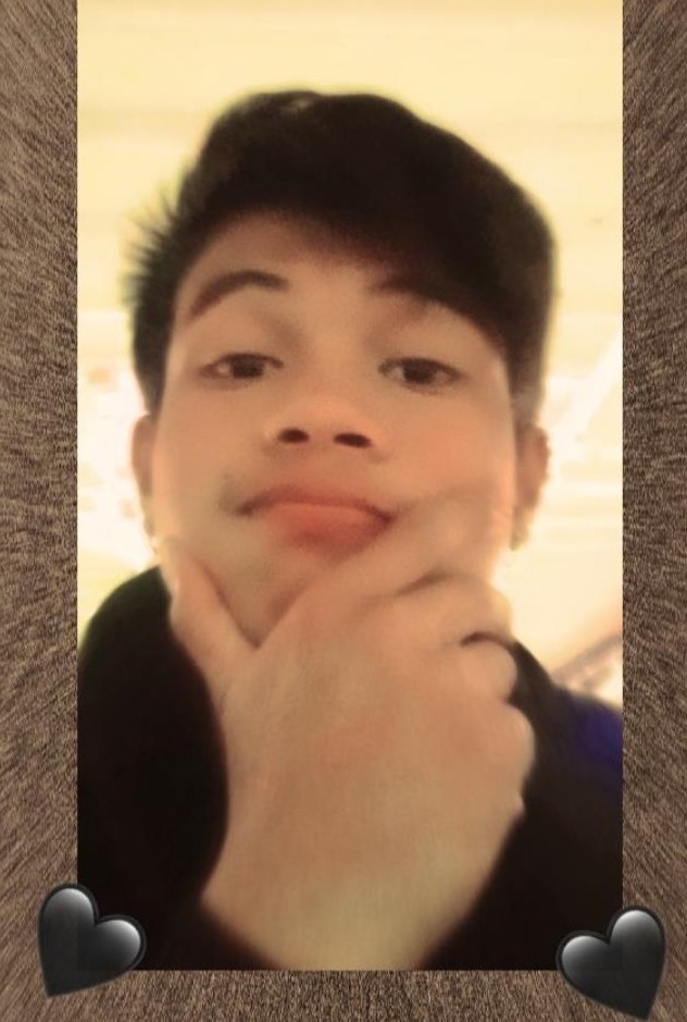 Soy Hortensio Avila o Avron, tengo 19 años, soy de ﻿Aragon, ciudad Zaragoza