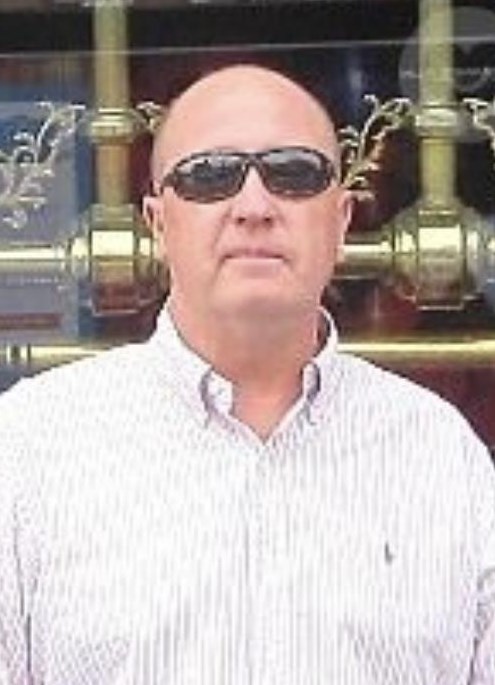 Soy Lucrecio Carreno o Shigeru43, tengo 55 años, soy de Canary Islands, ciudad Santa Cruz de Tenerife