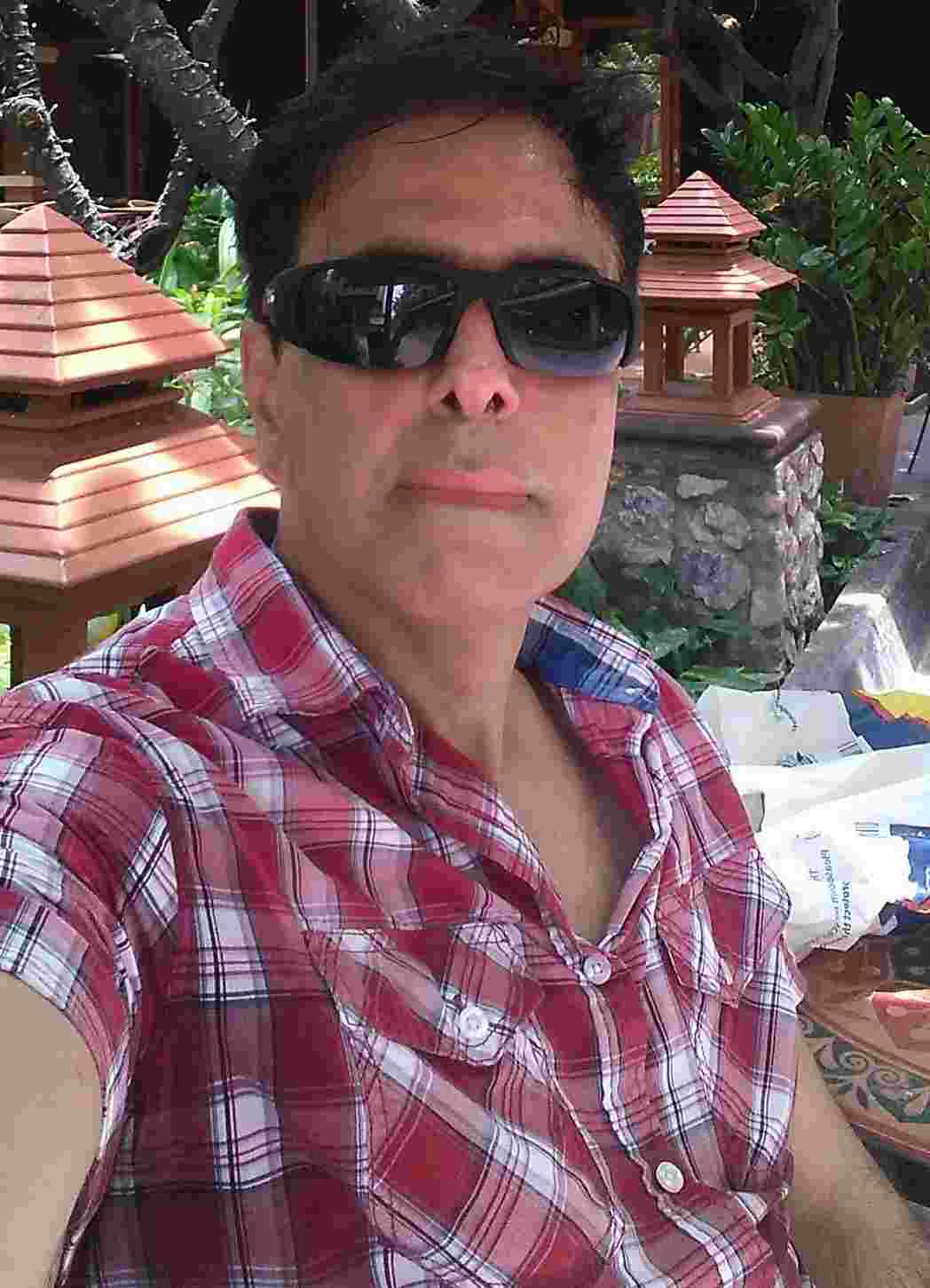 Soy Mamerto Corrales o jeb2lubrio, tengo 56 años, soy de ﻿Aragon, ciudad Zaragoza