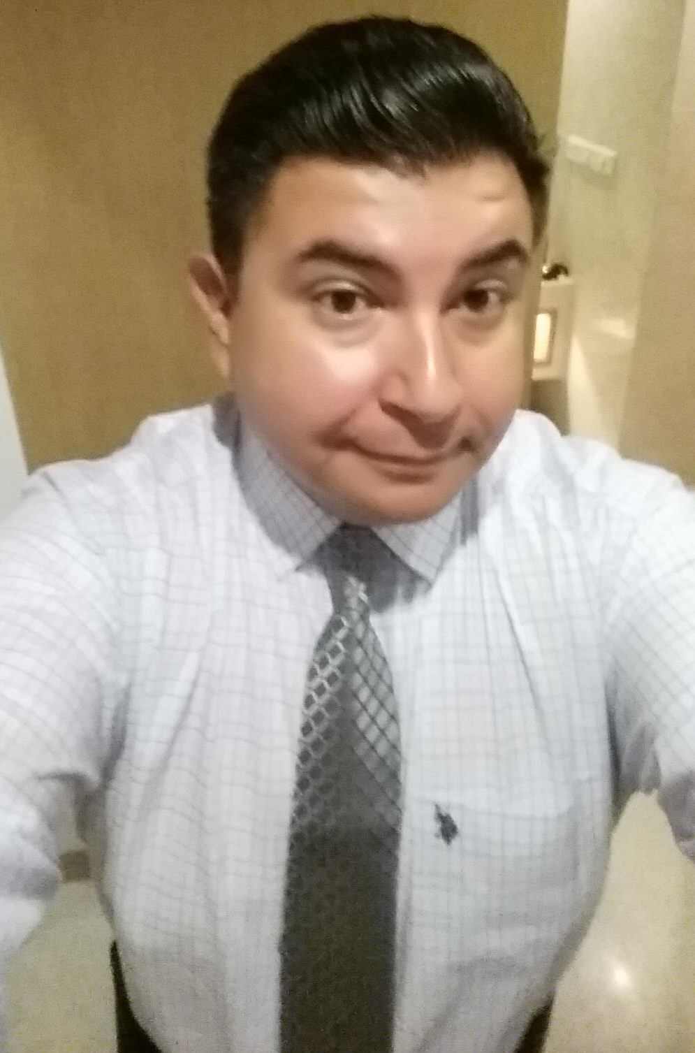 Soy Menandro Bustos o trendy14, tengo 46 años, soy de ﻿Aragon, ciudad Zaragoza