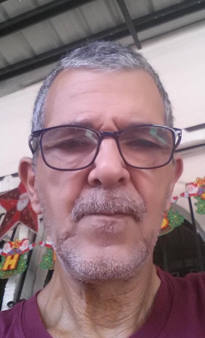 Pegaso Avina simonmcmullon, soy de ﻿Aragon, ciudad Zaragoza, tengo 57 años