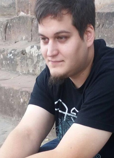 Pericles Meneses Rajeshkannan, soy de ﻿Aragon, ciudad Zaragoza, tengo 32 años