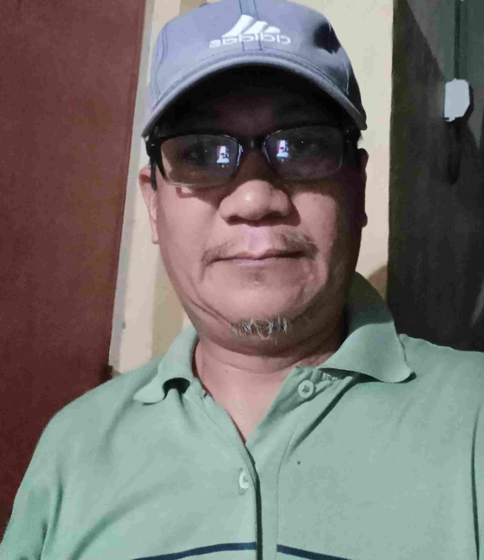 Soy Roy Vera o Eric09633896899, tengo 42 años, soy de Valencia, ciudad Alicante