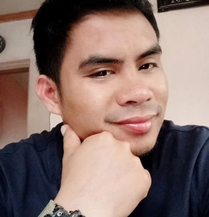 Soy Vulpiano Maya o Ruzzell, tengo 37 años, soy de ﻿Aragon, ciudad Zaragoza