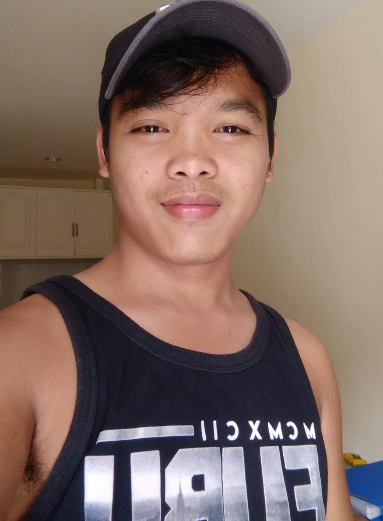 Soy Wiñay Partida o MachineRobot, tengo 32 años, soy de ﻿Aragon, ciudad Zaragoza